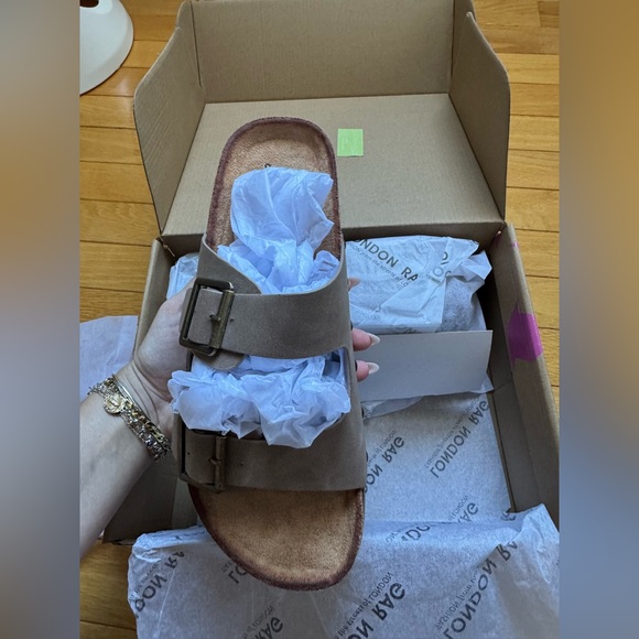 London Rag Impala Sandals - Picture 3 of 5